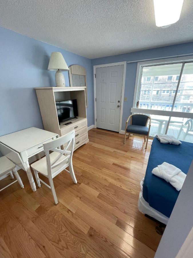 Beau Rivage Motel オールドオーチャードビーチ エクステリア 写真